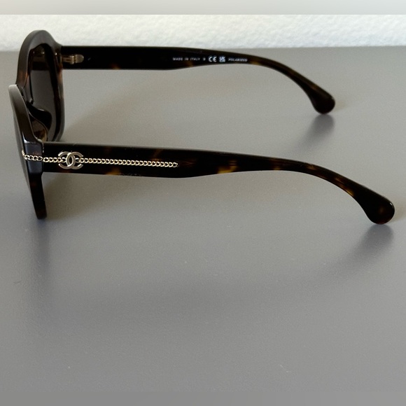 Chanel Dark Tortoise Polarized Butterfly Sunglasses (NWOT) - Picture 4 of 14